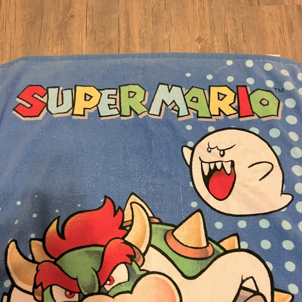 Super Mario Beach Towel 2012 Nintendo 52” x 28”